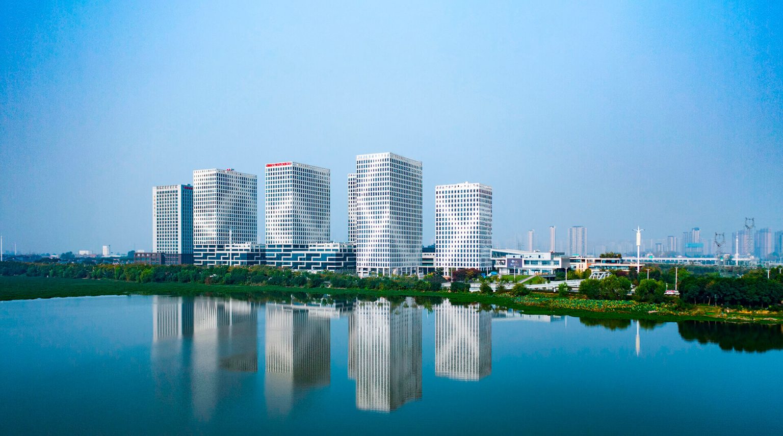 Renhotec EV | High Voltage Connector Manufacturer