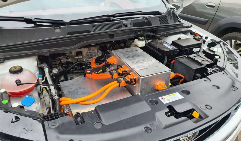 PDU and MCU High Voltage Connection