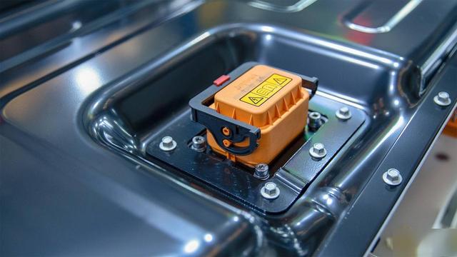 What is an MSD(Manual Service Disconnect) Connector and How to Select It